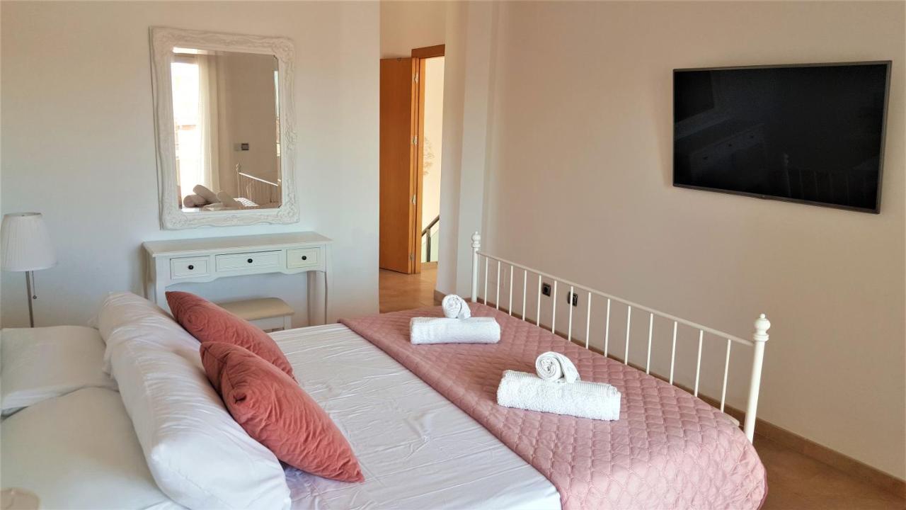 5 Bedrooms Private House 300M From Beach Roquetas de Mar Exterior photo